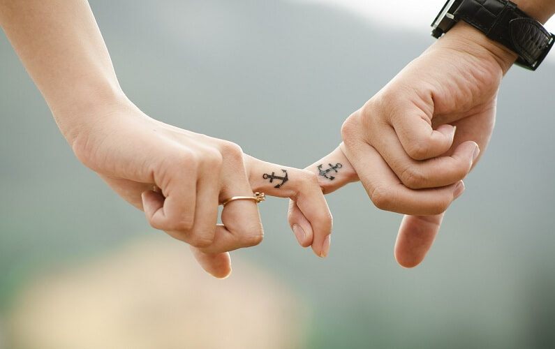 Love has the effects of Cocaine love cocaine